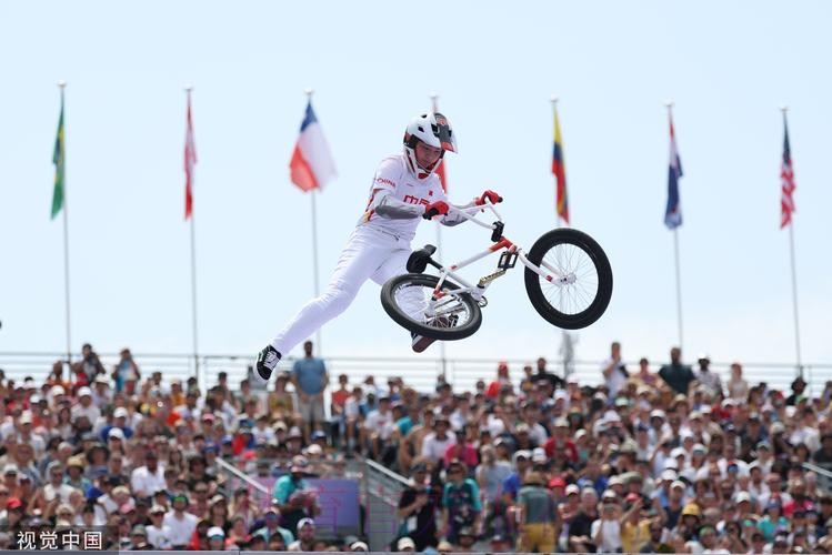 从无缘东京到巴黎夺金 ——探究中国自由式小轮车一飞冲天背后 从无缘东京到巴黎夺金 ——探究中国自由式小轮车一飞冲天背后